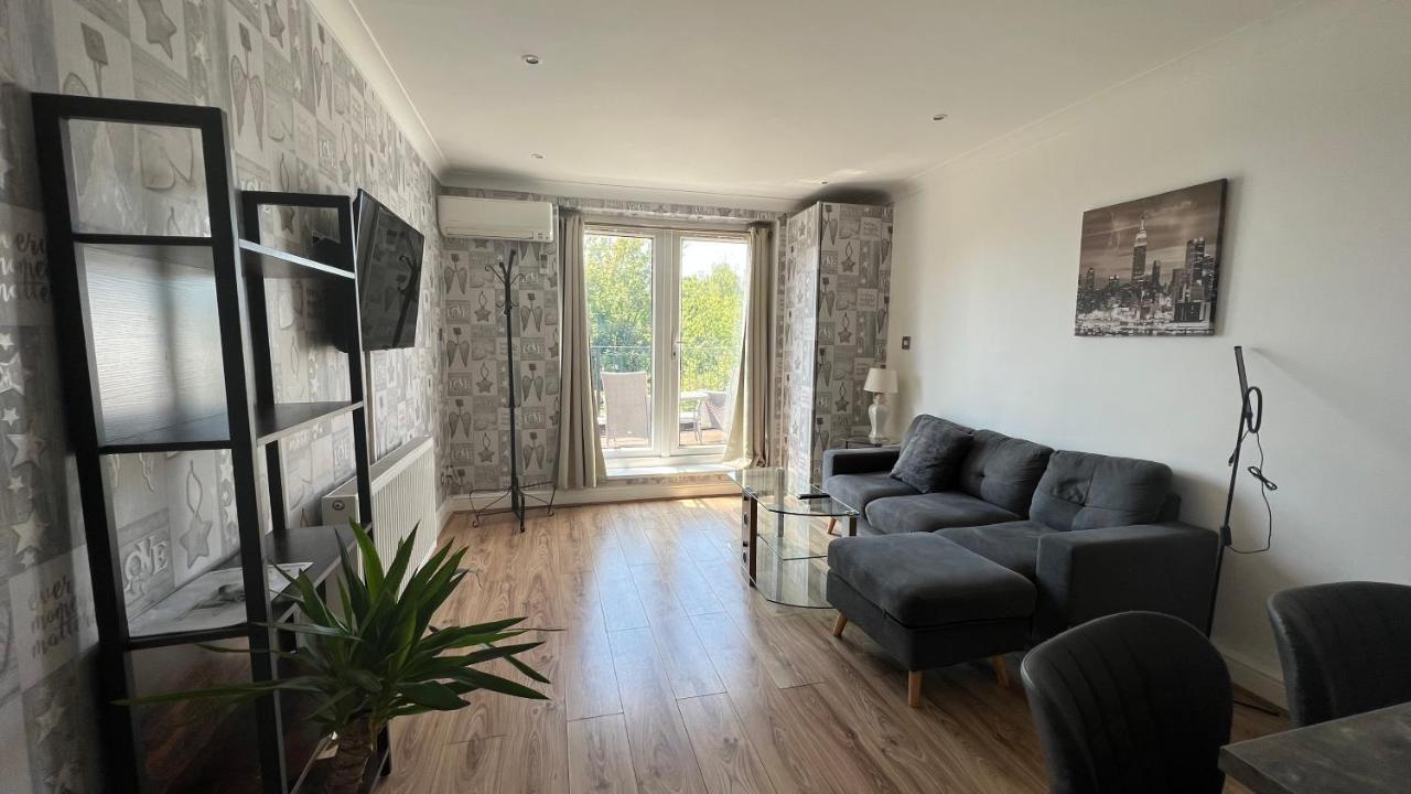 Comfy 2 Bedroom Apartments - Finchley Road, Londres Exterior foto