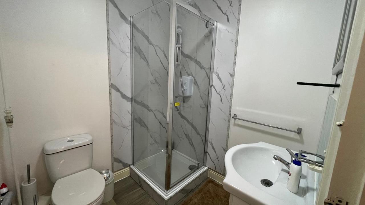 Comfy 2 Bedroom Apartments - Finchley Road, Londres Exterior foto