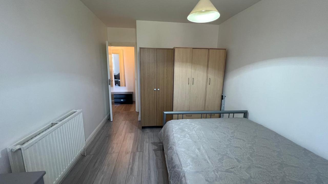 Comfy 2 Bedroom Apartments - Finchley Road, Londres Exterior foto