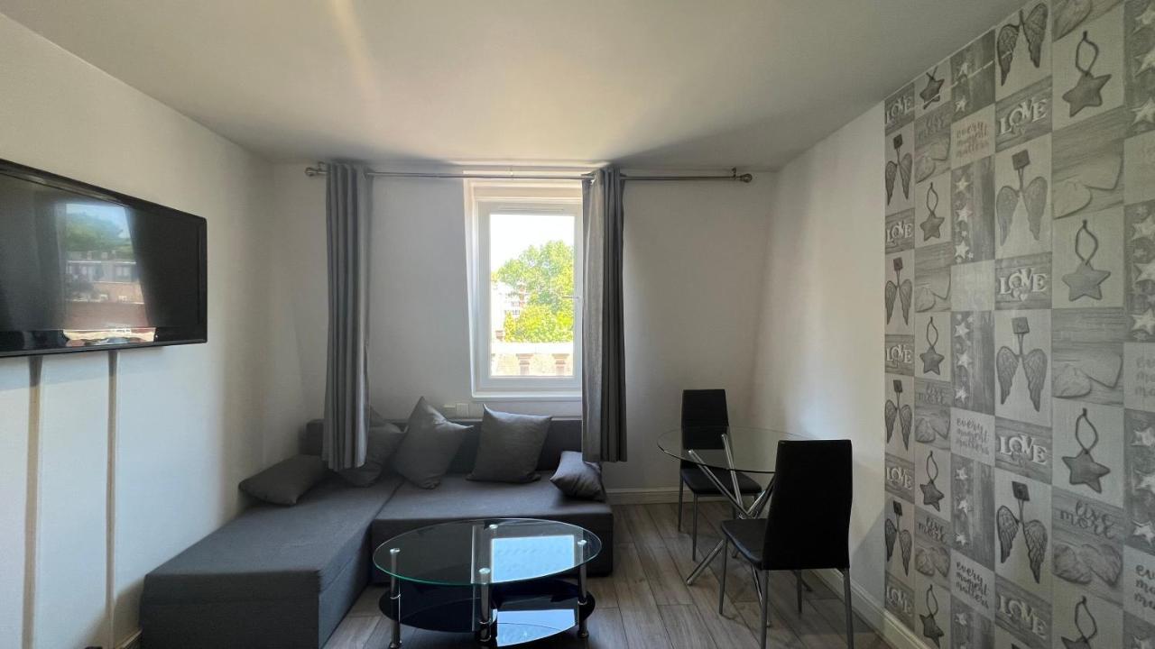 Comfy 2 Bedroom Apartments - Finchley Road, Londres Exterior foto