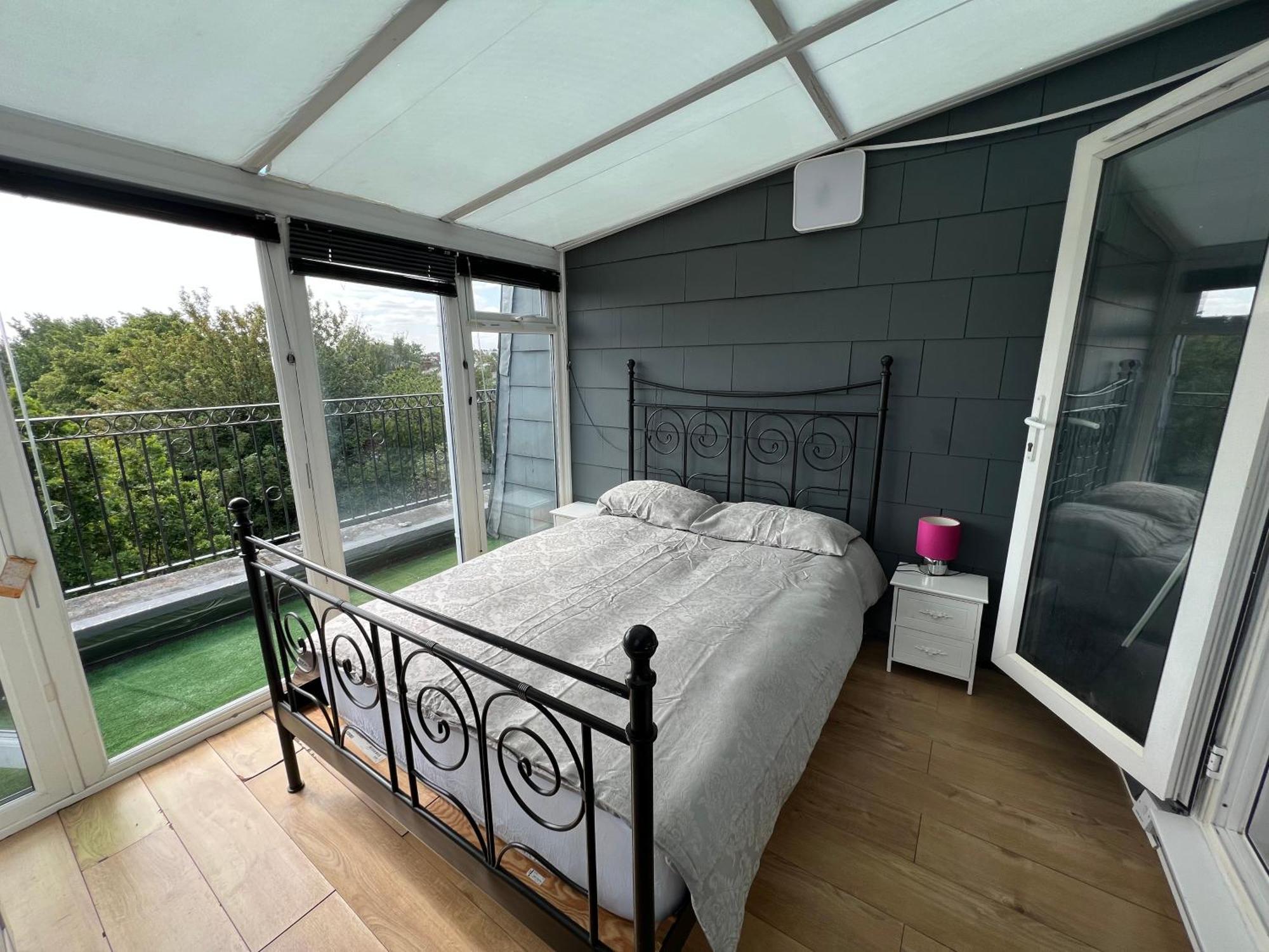 Comfy 2 Bedroom Apartments - Finchley Road, Londres Exterior foto