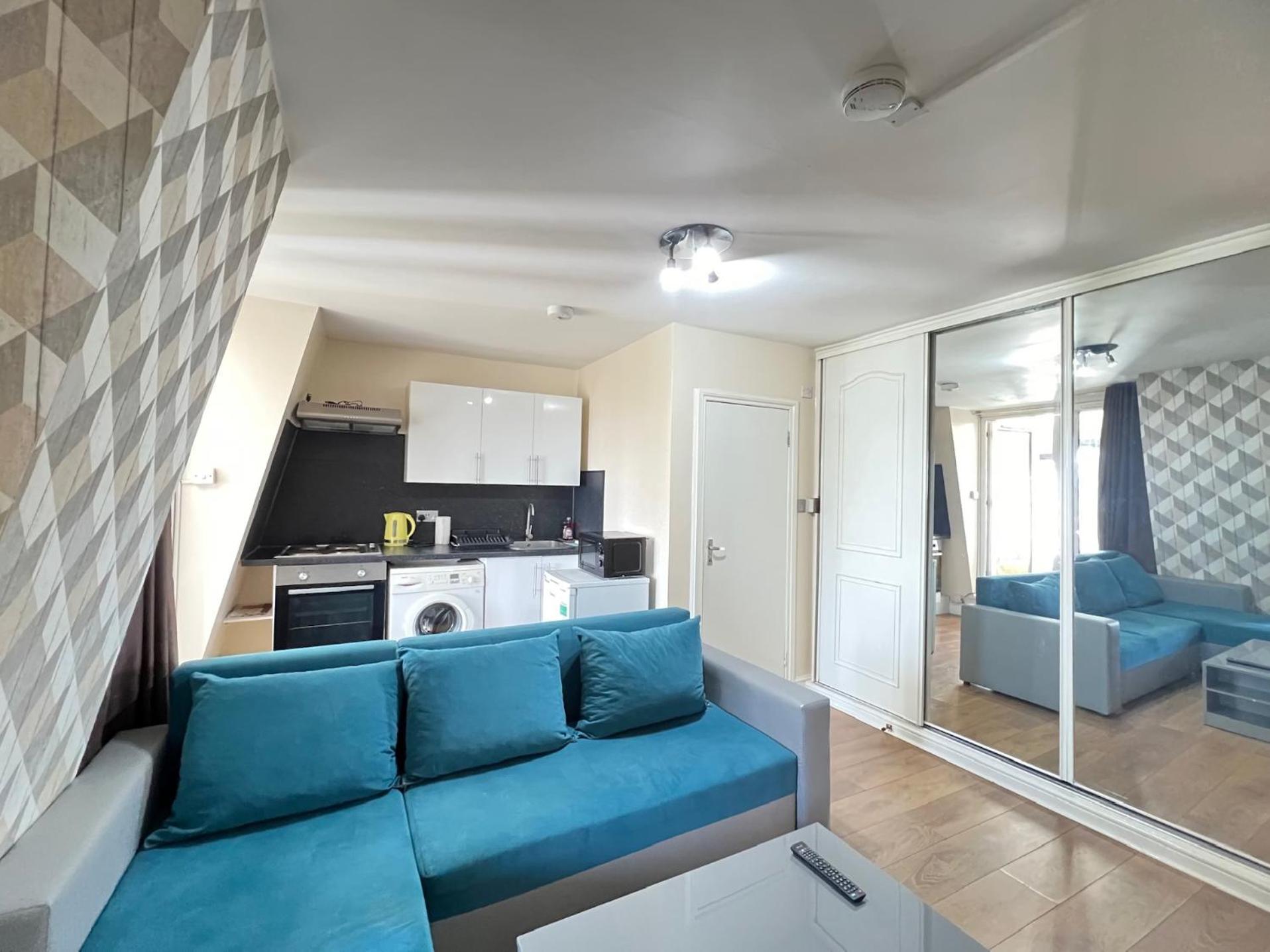Comfy 2 Bedroom Apartments - Finchley Road, Londres Exterior foto